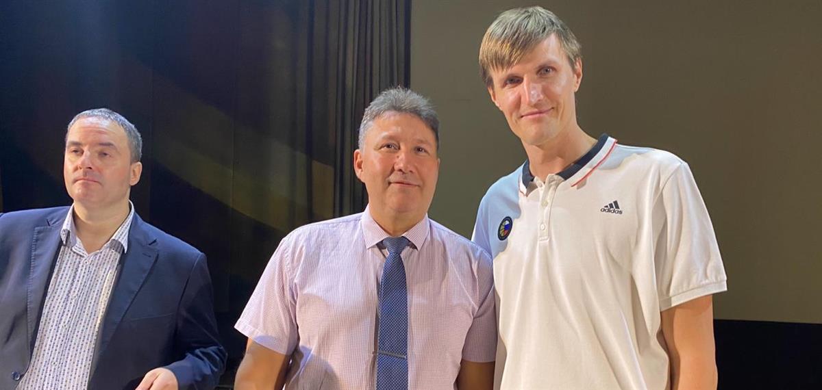 Андрей Кириленко посетил тренерский семинар в Москве